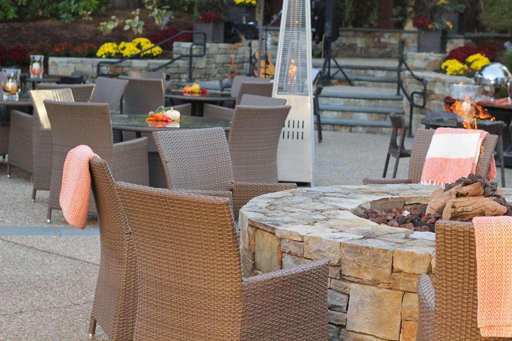 Doubletree By Hilton Hotel Boston - Bedford Glen Exteriör bild