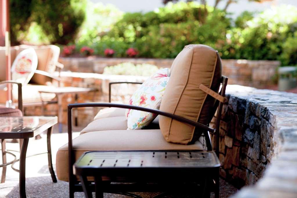 Doubletree By Hilton Hotel Boston - Bedford Glen Exteriör bild