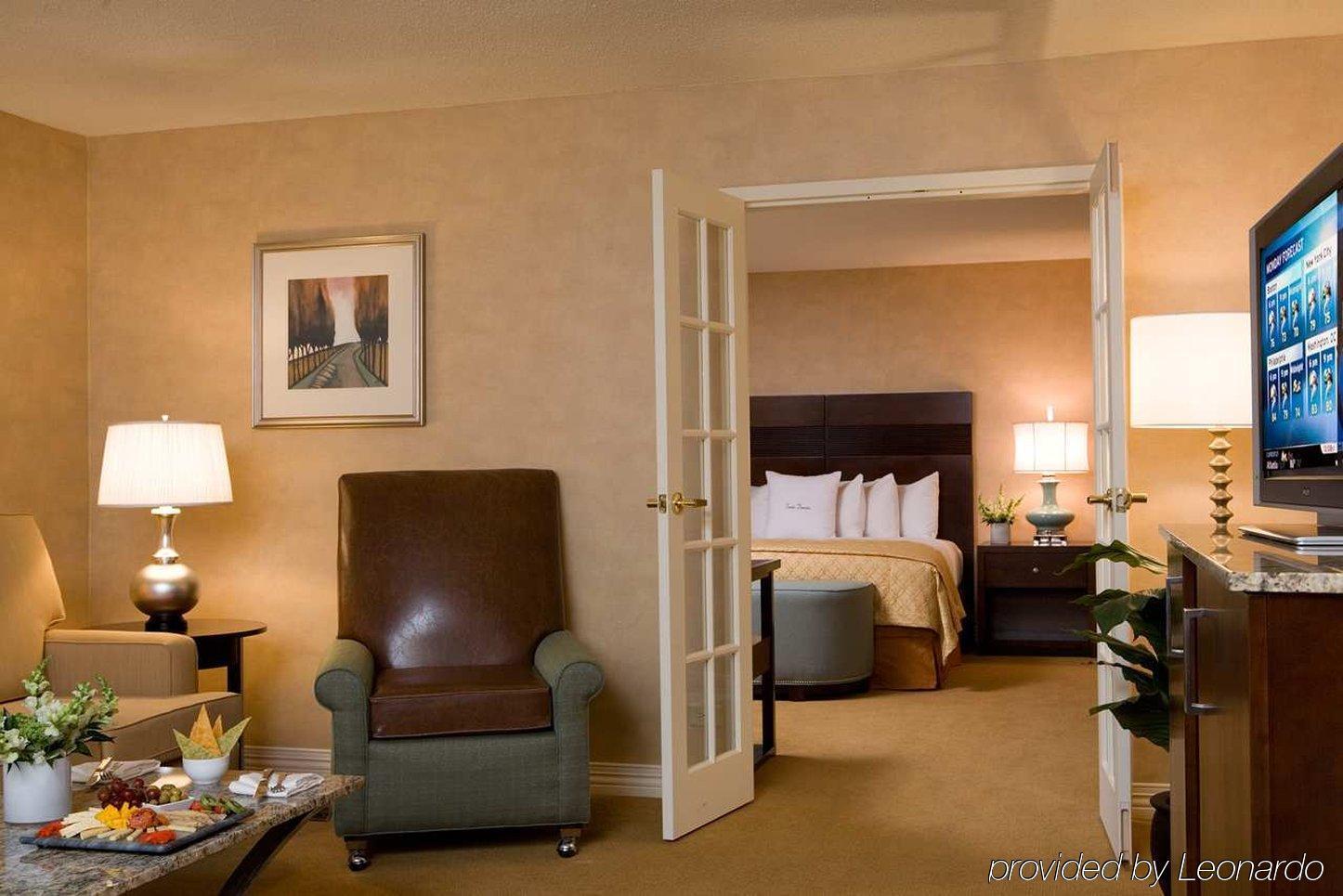 Doubletree By Hilton Hotel Boston - Bedford Glen Rum bild