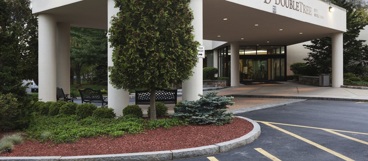 Doubletree By Hilton Hotel Boston - Bedford Glen Exteriör bild