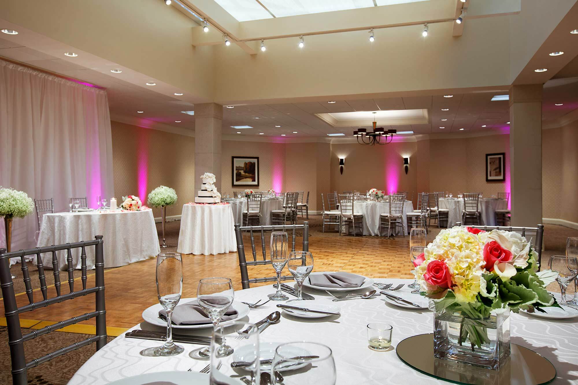 Doubletree By Hilton Hotel Boston - Bedford Glen Exteriör bild