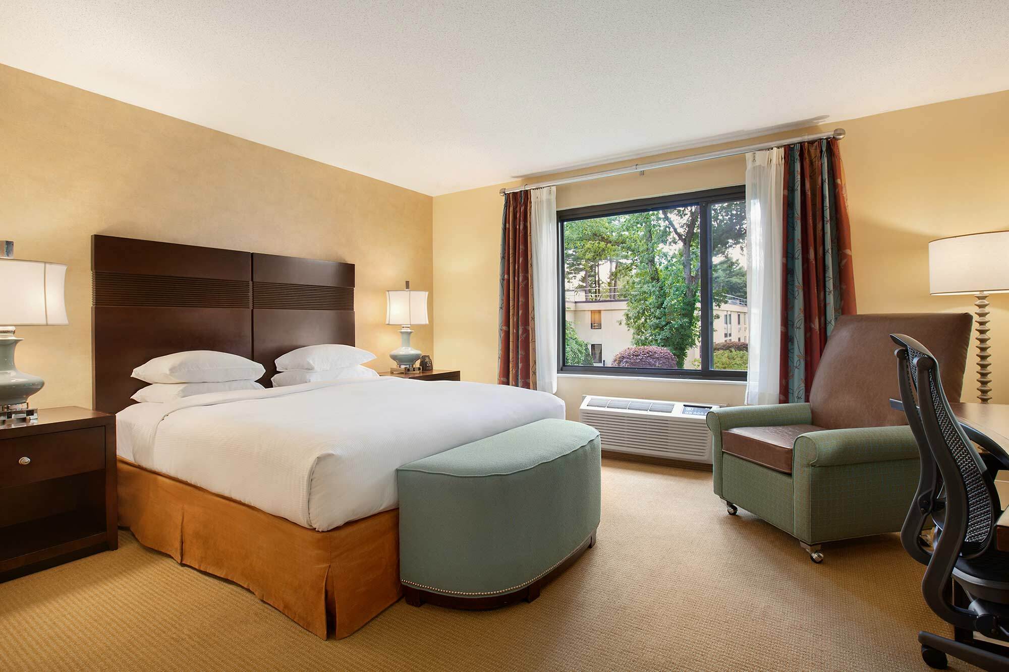 Doubletree By Hilton Hotel Boston - Bedford Glen Exteriör bild